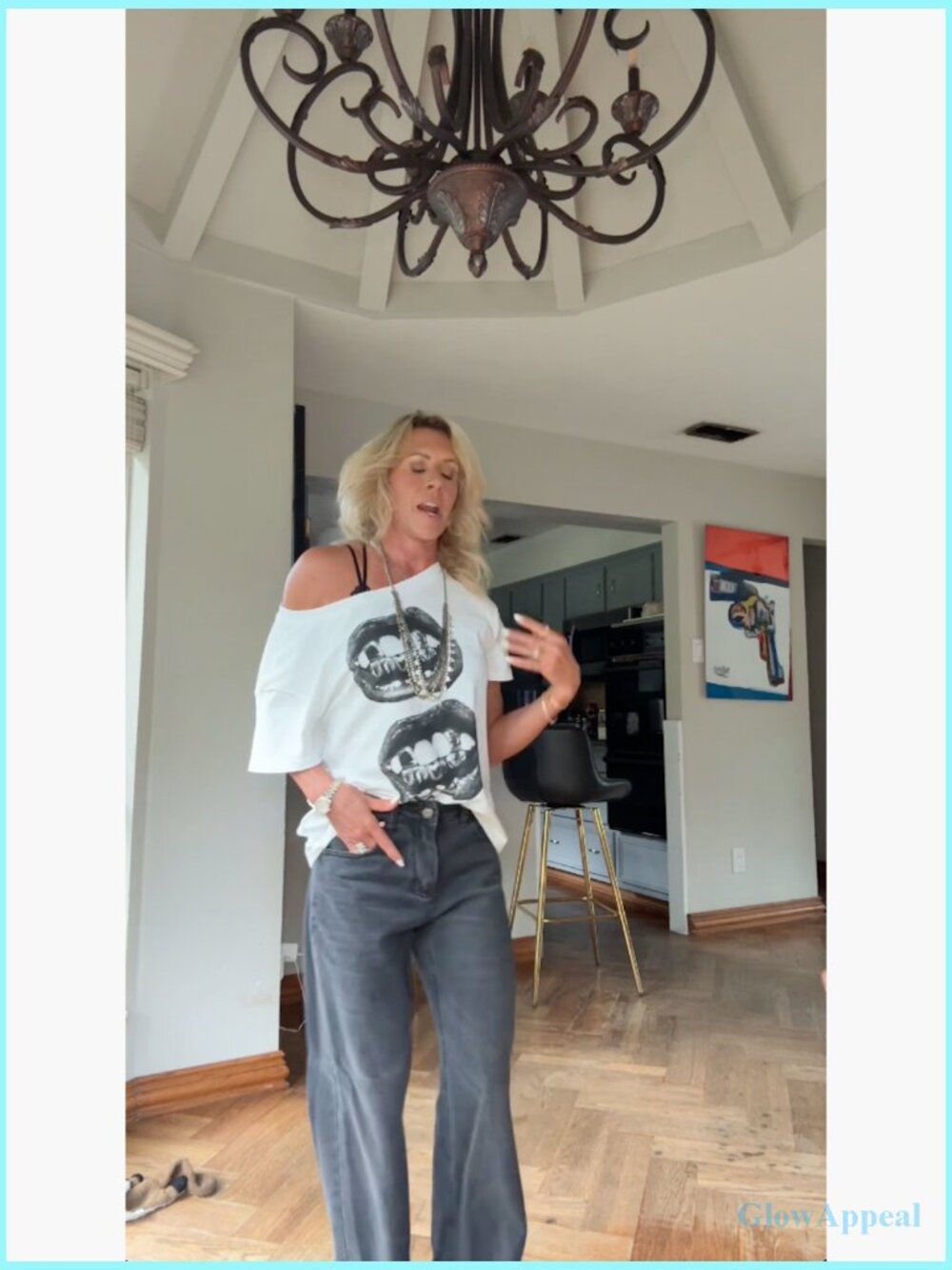 Oversized Off Shoulder Graphic Tee Y2K Lips Print Baggy T-Shirt - Picture 6 of 7